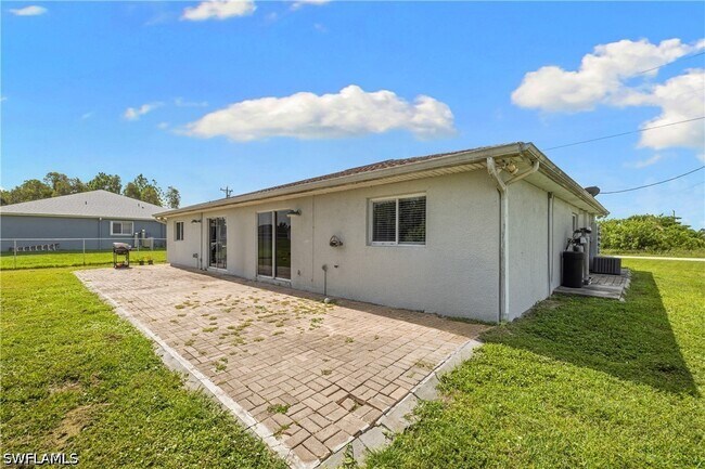 Photo - 909 Jaguar Blvd