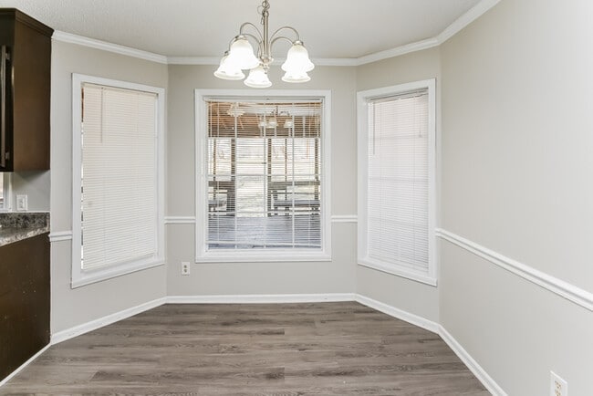 Photo - 2705 Prince Charles Ct