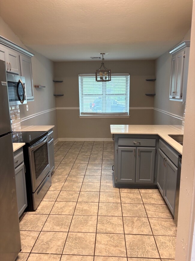 Photo - 2413 SW 41st St