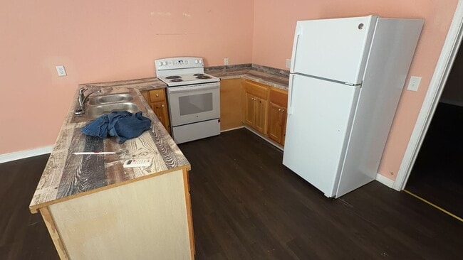 Photo - 600 Gamble St