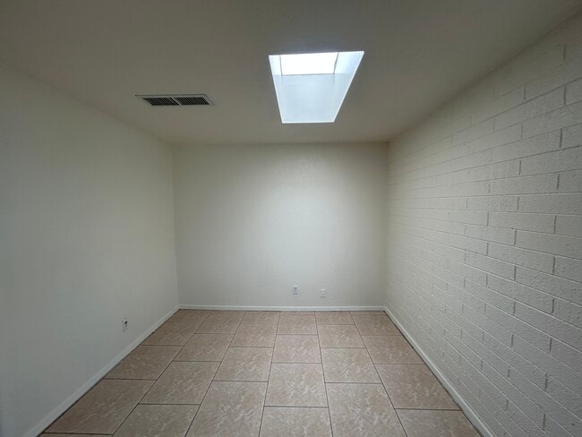 Photo - 8014 W Osborn Rd