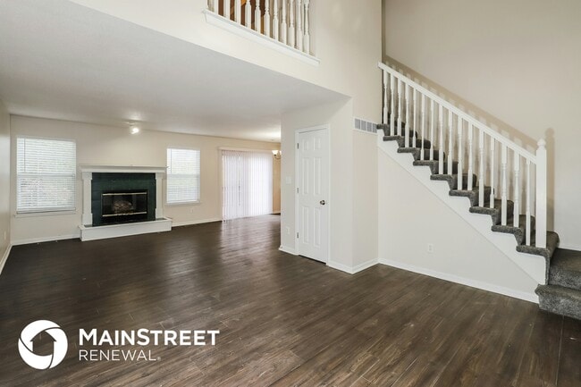 Photo - 1495 NW Yankee Dr