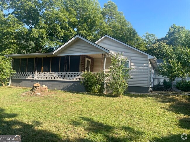 Building Photo - 560 Cleveland Byp Rental