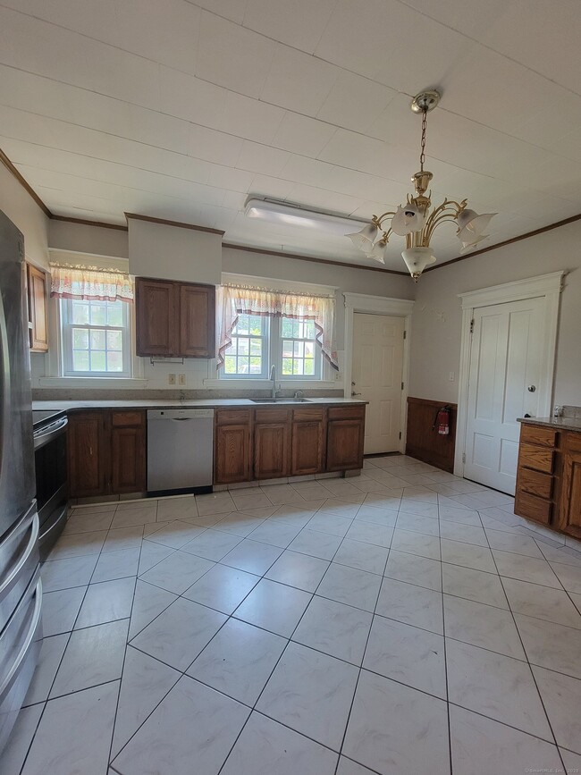 Photo - 109 Union St Apartment Unit 111-B