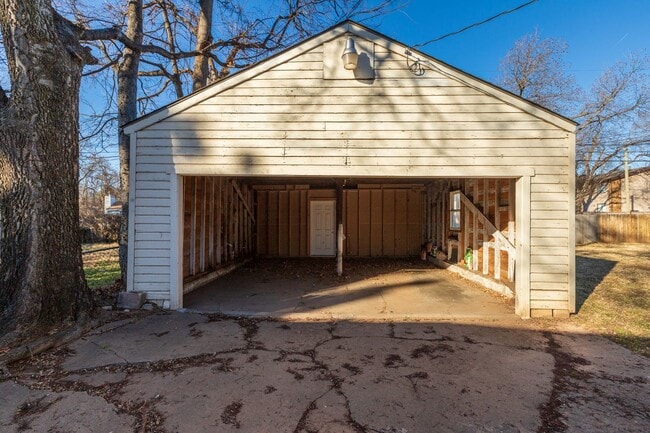 Photo - Beautiful Brookside duplex unit - NO PETS