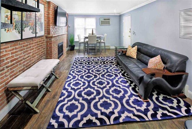 Photo - 79 Garden St Unit 2