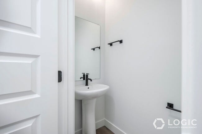Photo - Brand New Townhome in Lehi Utah!