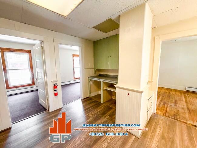 65 Pearl St Unit 4