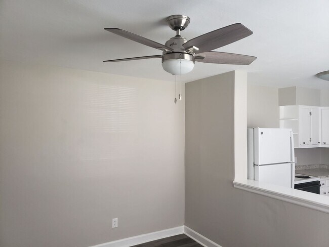 Photo - Warwick Blvd-15641 Unit #5