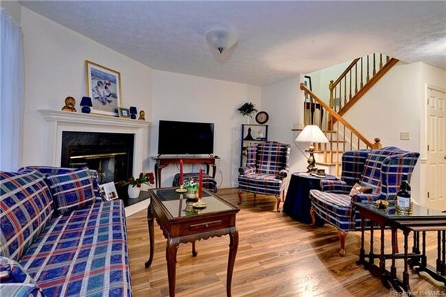 Photo - 5101 Salisbury Mews
