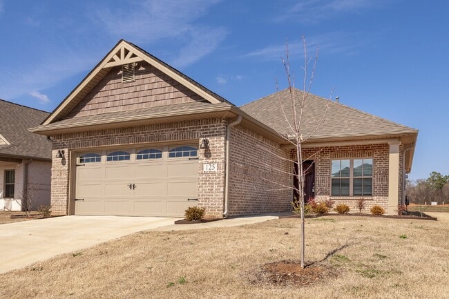 Photo - 125 Caspian Ln