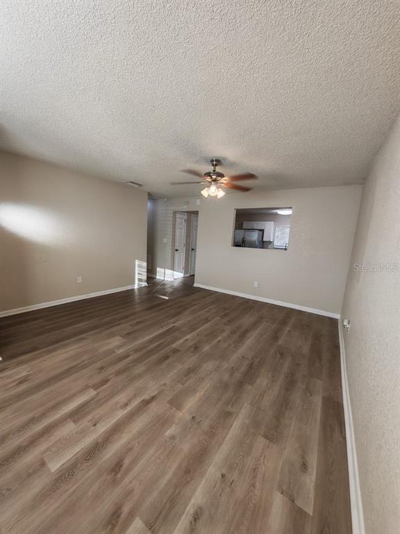 Photo - 1120 Union St S