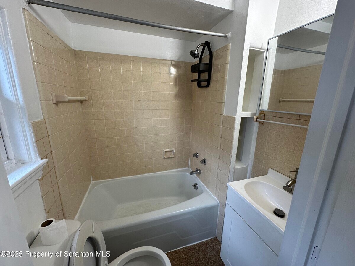 Photo - 306 Wyoming Ave Apartamento