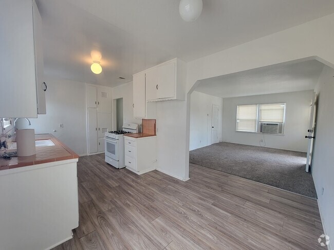 Building Photo - 16911 Glenetta Way Unit 3 Rental