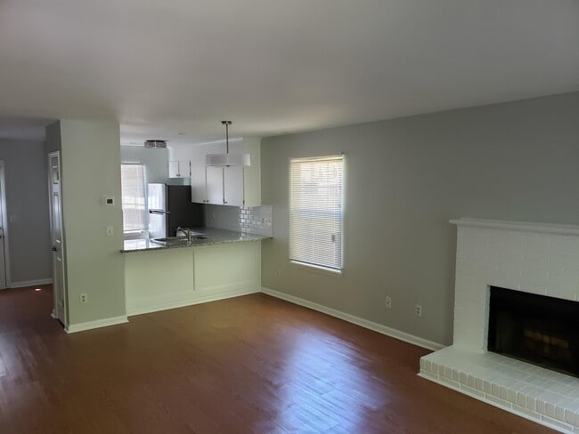 Photo - 3908 Briarhill Dr