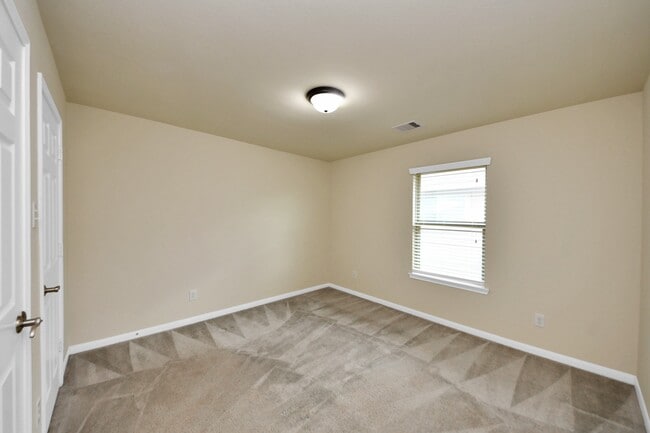 Photo - 7714 Guldan Dr