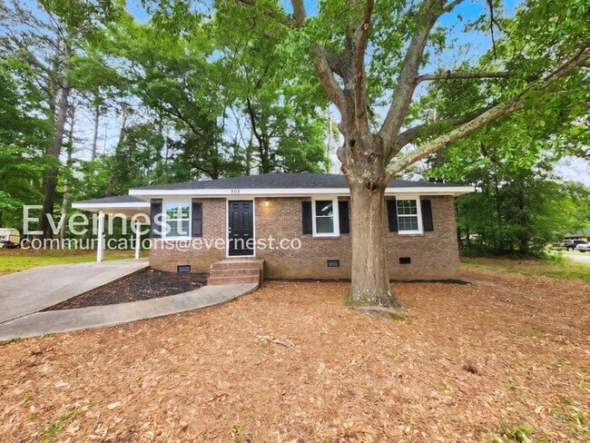 Building Photo - 908 Hickory Dr