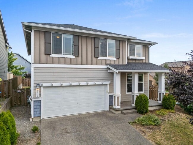 Spacious Spanaway Home w/ A/C & 5 Bedrooms... - Spacious Spanaway Home w/ A/C & 5 Bedrooms...