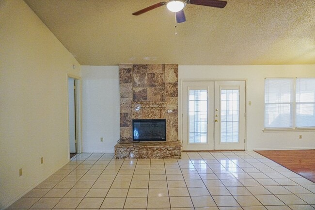 Photo - Universal City 3 Bedroom, 2 Bath, Single Story