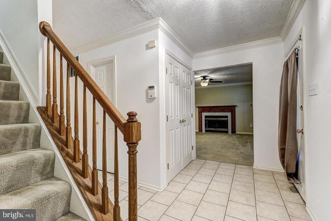 Photo - 6263 Woodcrest Dr