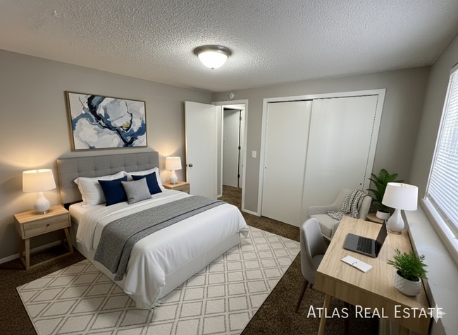 Photo - 730 Swope Ave Unidad C