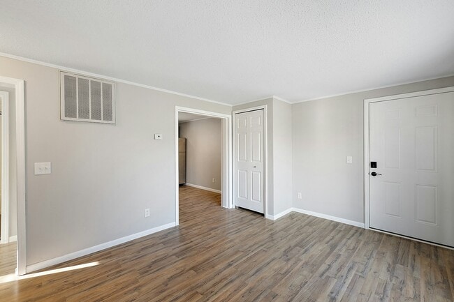 Photo - 39471 Jefferson Ave Unit 2