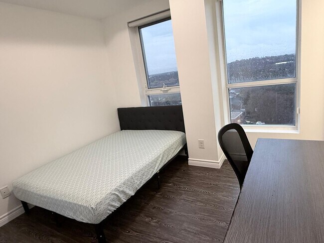 Photo - 158 King St N Unit 1202
