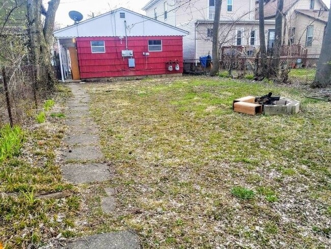 Photo - 512 Clinton St