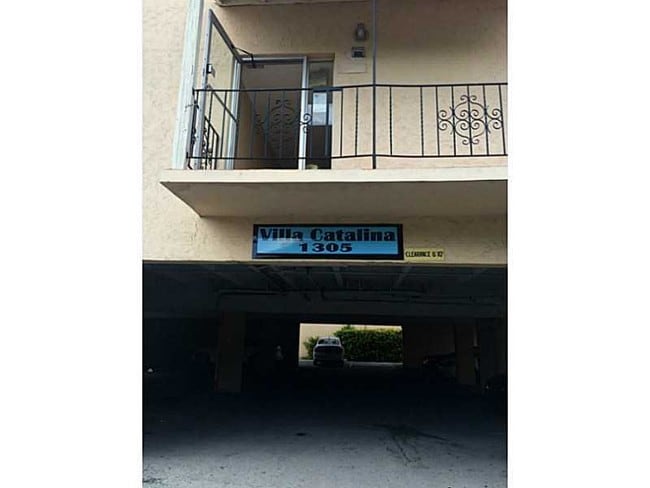 Photo - 1305 W 53rd St Unit 410