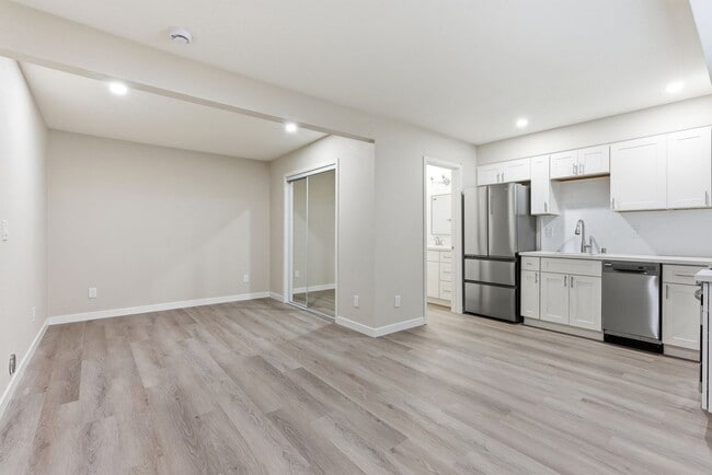 Photo - Magnolia West Apartments