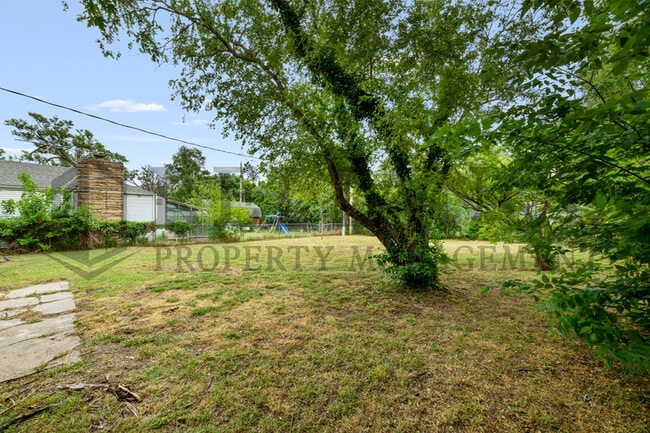 Photo - 2309 W Graber St