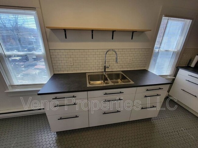 Photo - 3 Ashland Pl