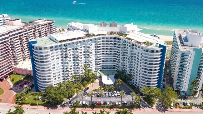 Photo - 5161 Collins Ave Unit 306