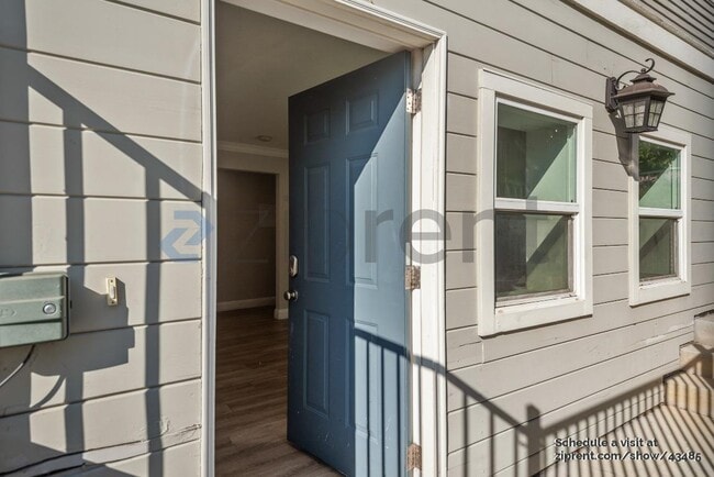 Photo - 1128 Adeline St