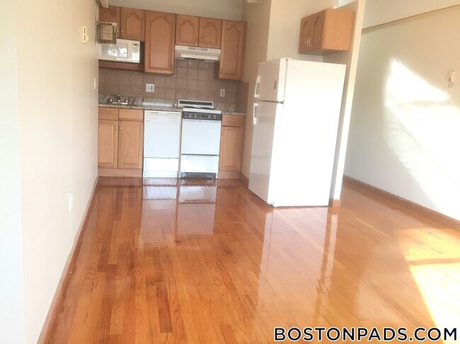 Photo - 1110 Commonwealth Ave Unit 315