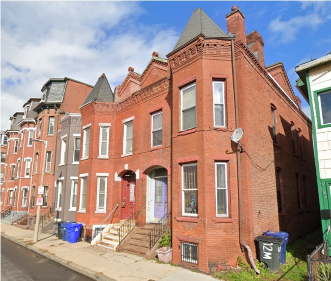 Photo - 10 Moreland St