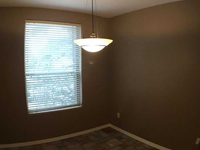 Photo - Great 2 bedroom condo on 2nd story!