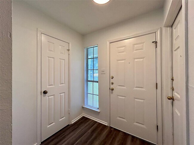 Photo - 9315 Kempler Dr