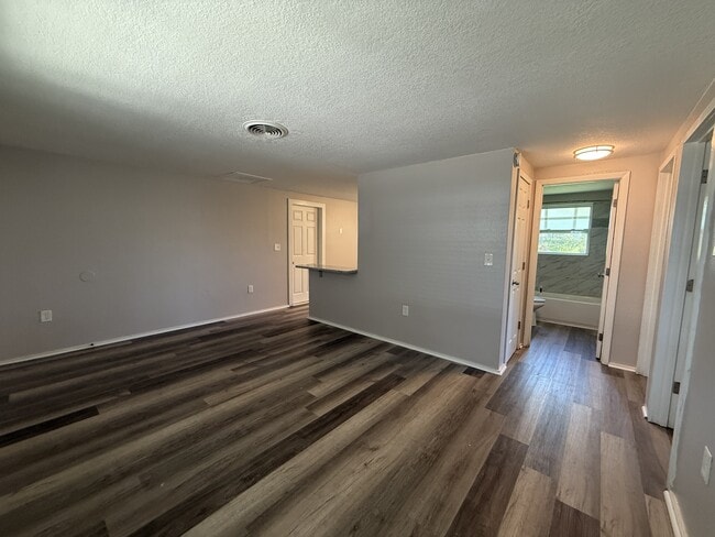 Photo - 615 Osceola Rd