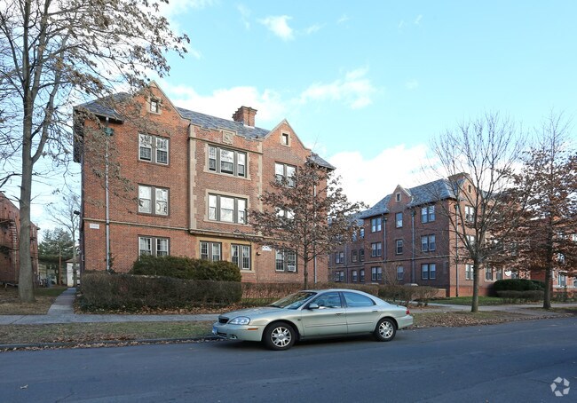 Photo - Mayfair Apartments
