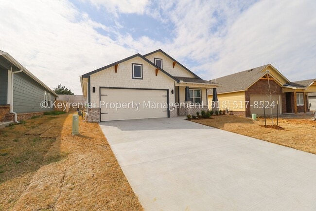 Photo - 3 Bed | 2 Bath in Owasso!