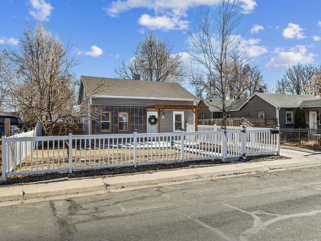 Photo - 632 S Patton Ct Townhome