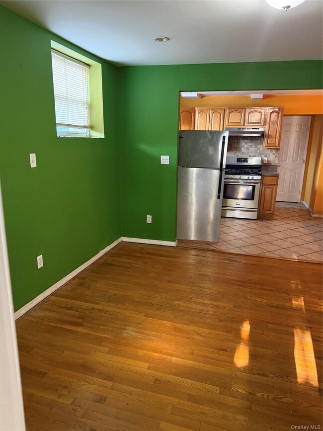 Photo - 54-01 69th St Unit 1