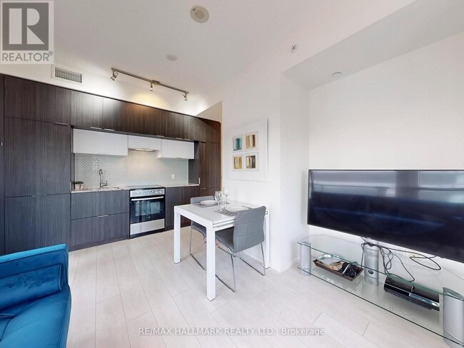 Photo - 159 Dundas St E Unit 2906