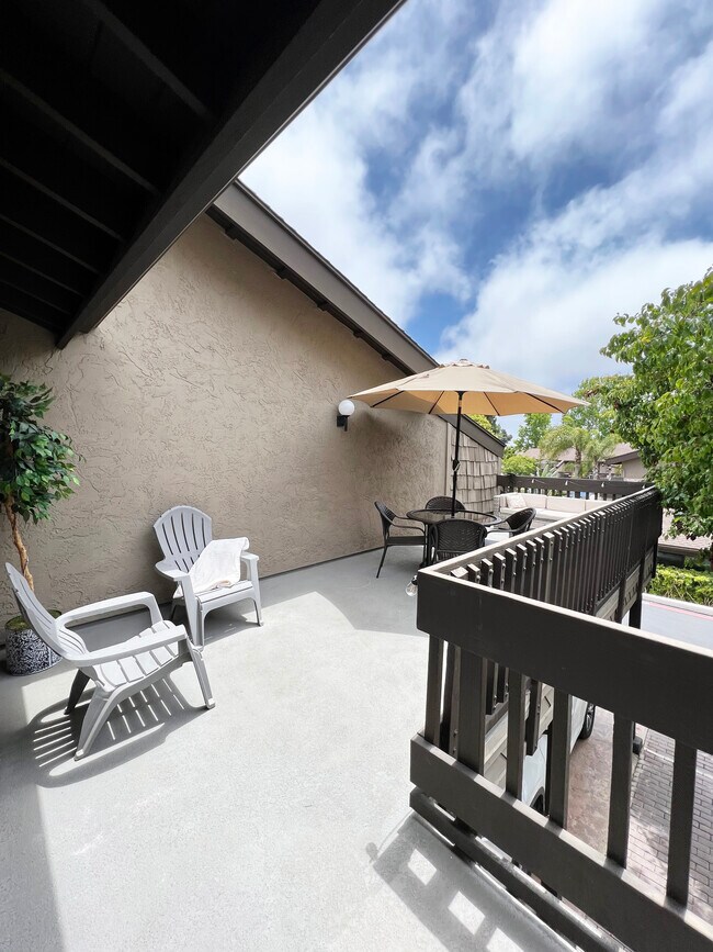 8368 Via Sonoma Unidad La Jolla Village Condo