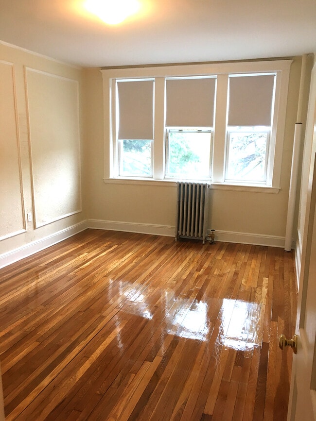 Photo - 1762 Commonwealth Ave
