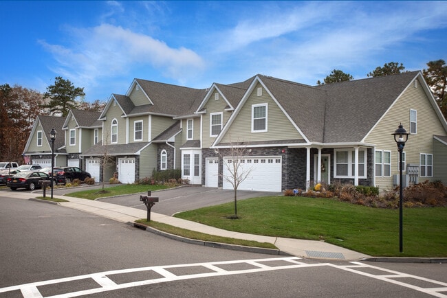 Fairfield Townhouses At Ridge