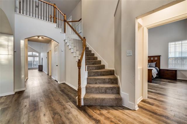 Photo - 2917 Newport Dr