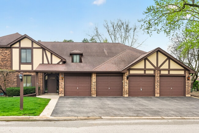 Photo - 1700 Lakecliffe Dr Unit C