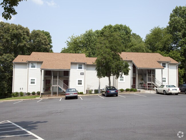 Photo - 300 Whitbeck Dr